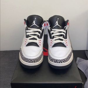 Jordan 3 Infrared‘s Size 9